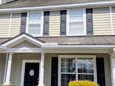 211 Hemingway Circle, Summerville, SC 29483