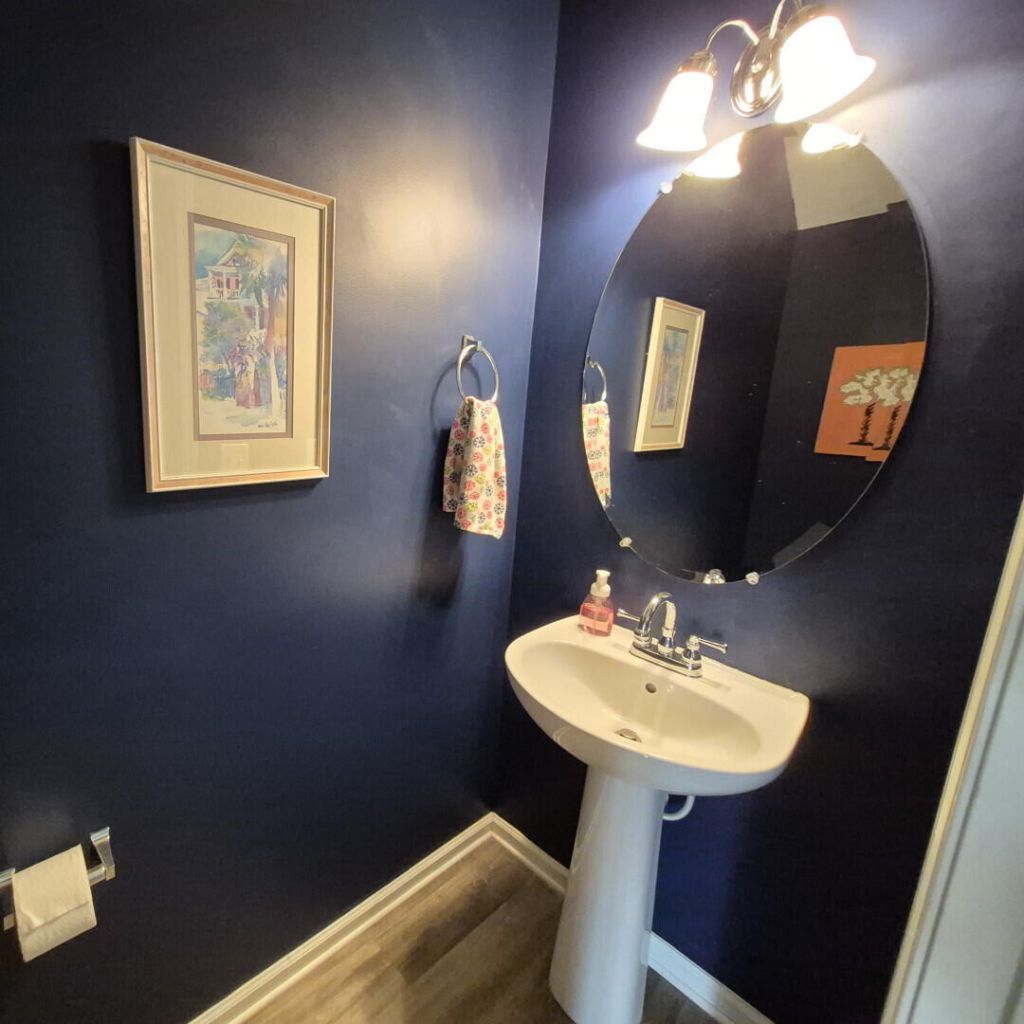 211 Hemingway Circle Photo 17