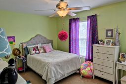 211 Hemingway Circle photo 4