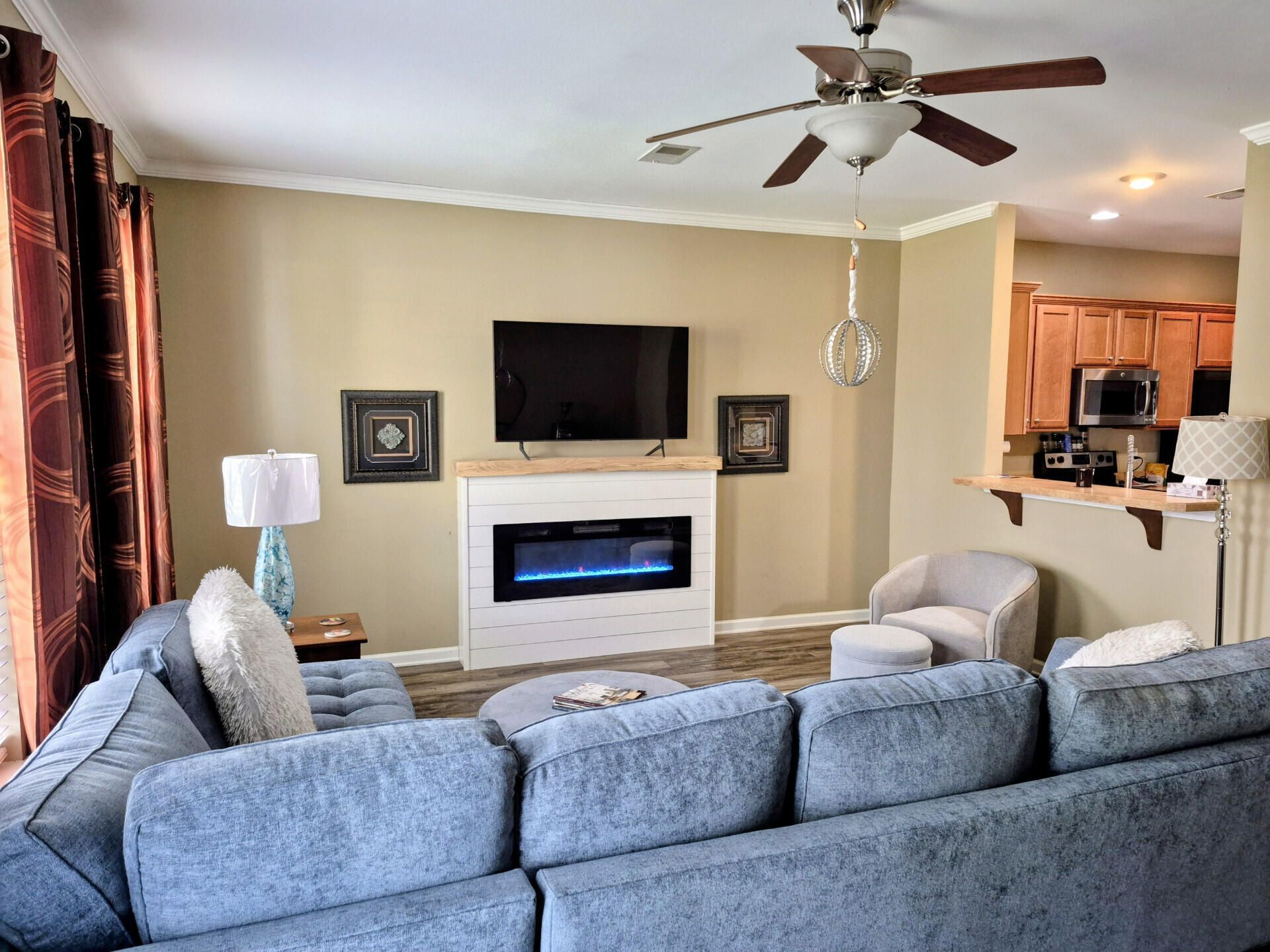 211 Hemingway Circle Photo 9