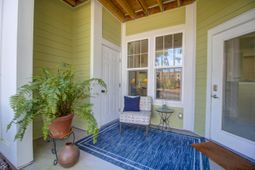 2315 Chatelain Way photo 4