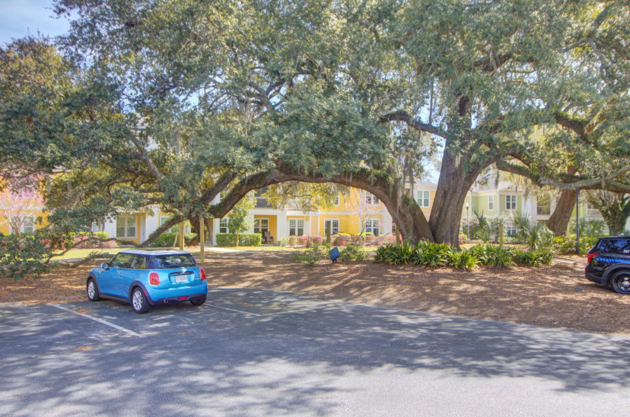 2315 Chatelain Way Photo 23