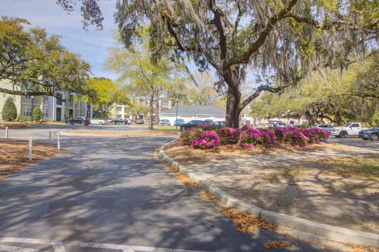 2315 Chatelain Way Photo 27