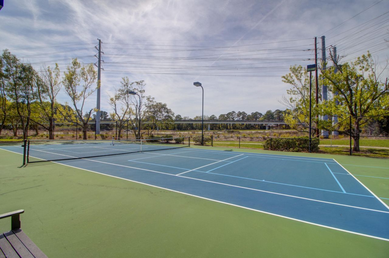 2315 Chatelain Way Photo 43