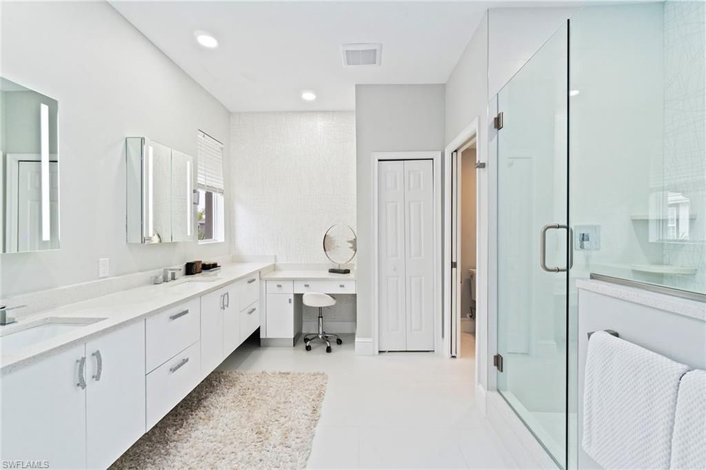 9281 Triana Ter, Unit 4, Fort Myers, FL 33912 Photo