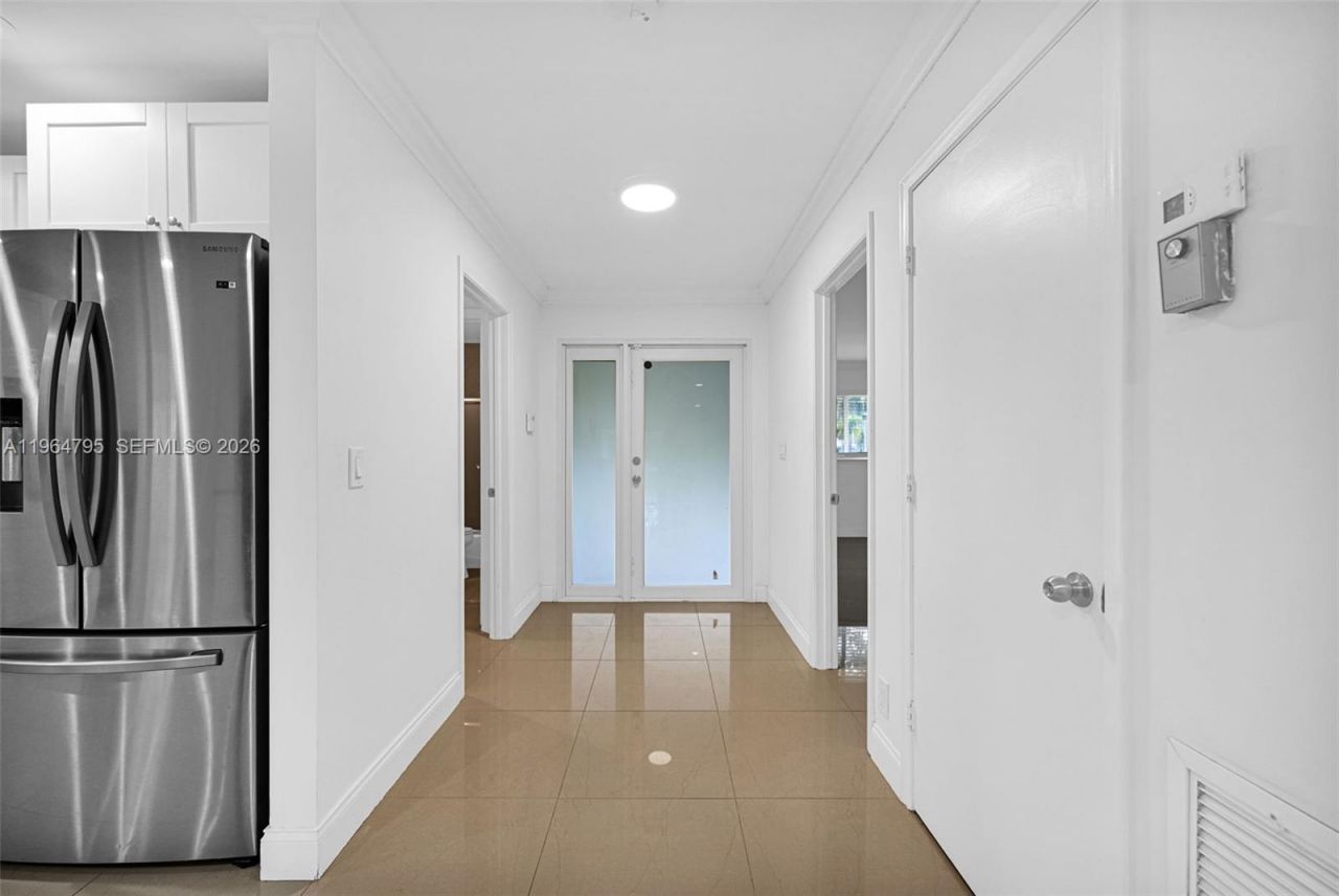 820 E Cypress Ln, Unit V-38, Pompano Beach, FL 33069 Photo