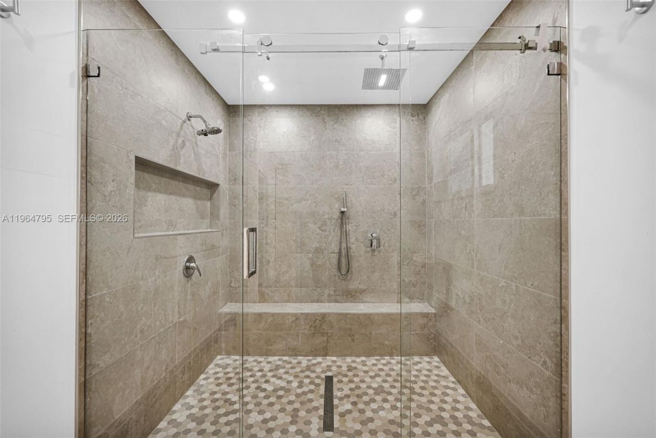 820 E Cypress Ln, Unit V-38, Pompano Beach, FL 33069 Photo