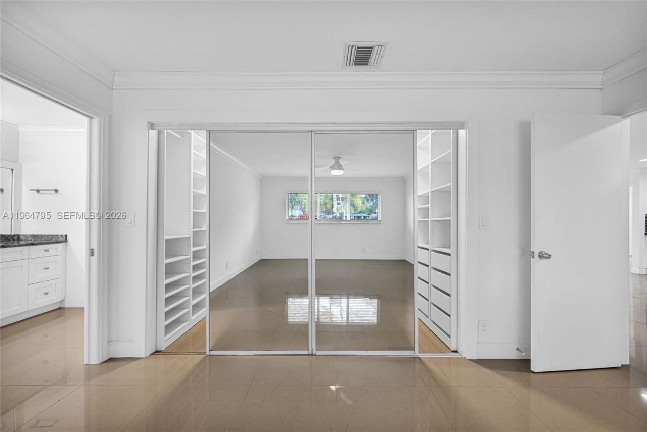 820 E Cypress Ln, Unit V-38, Pompano Beach, FL 33069 Photo