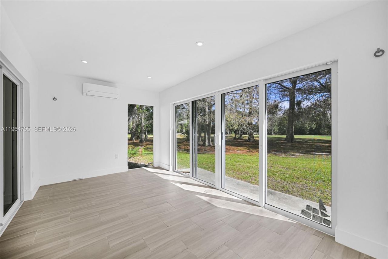 820 E Cypress Ln, Unit V-38, Pompano Beach, FL 33069 Photo