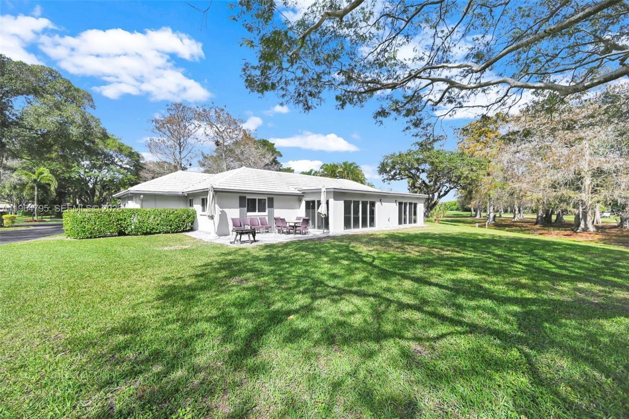 820 E Cypress Ln, Unit V-38, Pompano Beach, FL 33069 Photo