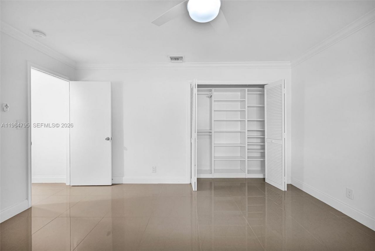 820 E Cypress Ln, Unit V-38, Pompano Beach, FL 33069 Photo