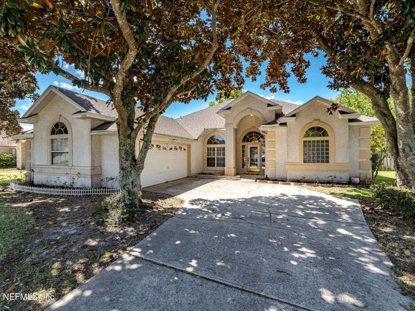 1878 WILLESDON Drive E, Jacksonville, FL 32246