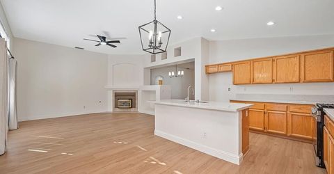 9052 Pembridge Dr, Elk Grove, CA 95624 Photo