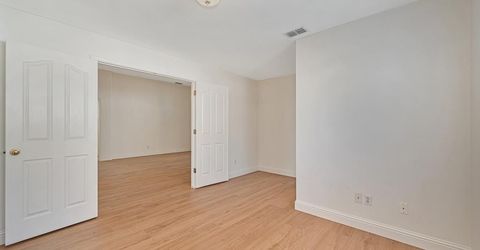 9052 Pembridge Dr, Elk Grove, CA 95624 Photo