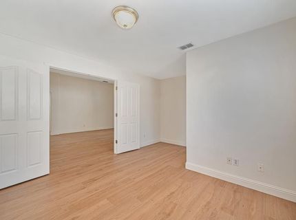 9052 Pembridge Dr, Elk Grove, CA 95624 Photo