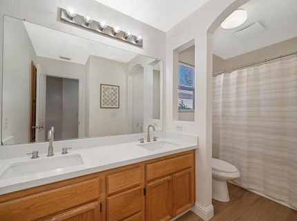 9052 Pembridge Dr, Elk Grove, CA 95624 Photo