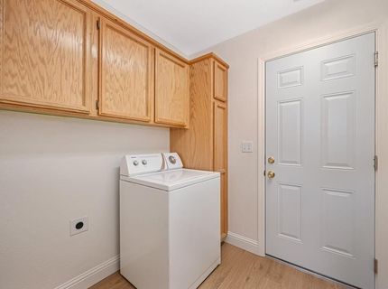 9052 Pembridge Dr, Elk Grove, CA 95624 Photo