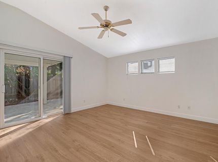 9052 Pembridge Dr, Elk Grove, CA 95624 Photo