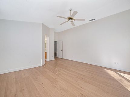 9052 Pembridge Dr, Elk Grove, CA 95624 Photo