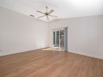 9052 Pembridge Dr, Elk Grove, CA 95624 Photo