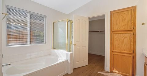 9052 Pembridge Dr, Elk Grove, CA 95624 Photo