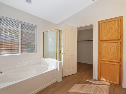 9052 Pembridge Dr, Elk Grove, CA 95624 Photo