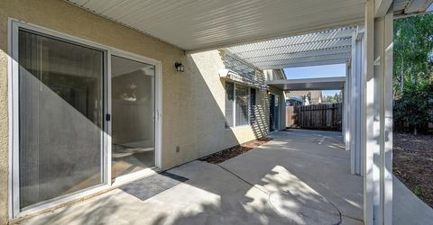 9052 Pembridge Dr, Elk Grove, CA 95624 Photo