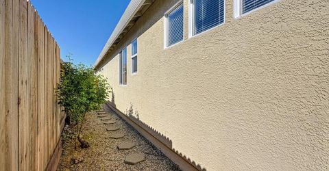 9052 Pembridge Dr, Elk Grove, CA 95624 Photo