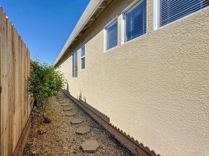 9052 Pembridge Dr, Elk Grove, CA 95624 Photo