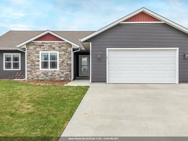 531 S SILVER FOX DRIVE, Kewaskum, WI 53040