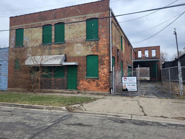 312 N Martin Luther King Junior Drive, Jackson, MI 49201