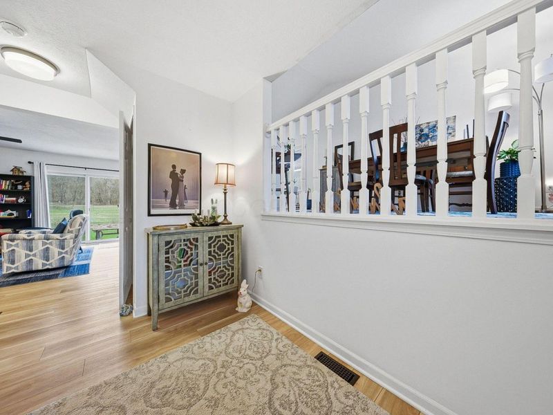 1501 Pheasant Run Drive, Newark, OH 43055 Photo 8