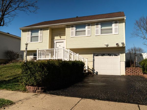 4426 Hickory Wood Drive, Columbus, OH 43228