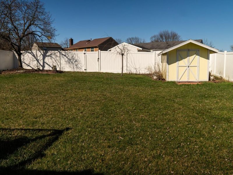 4426 Hickory Wood Drive, Columbus, OH 43228 Photo 27