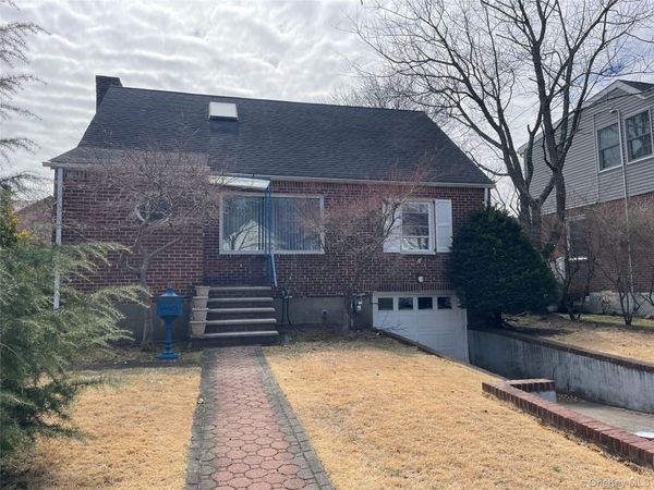 8 Cameron Lane , Valley Stream, NY 11581