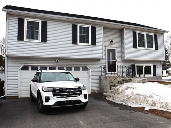 2 Moonglow Road, Gansevoort, NY 12831