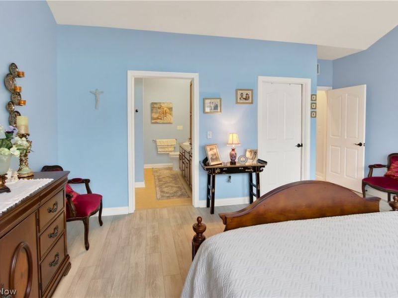 5121 Shepherds Glen, Willoughby, OH 44094 Photo 14