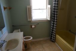 723 Laurel Road photo 4