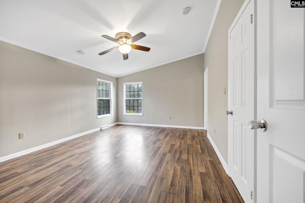 271 Westview Drive Photo 16