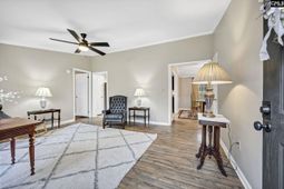 271 Westview Drive photo 4