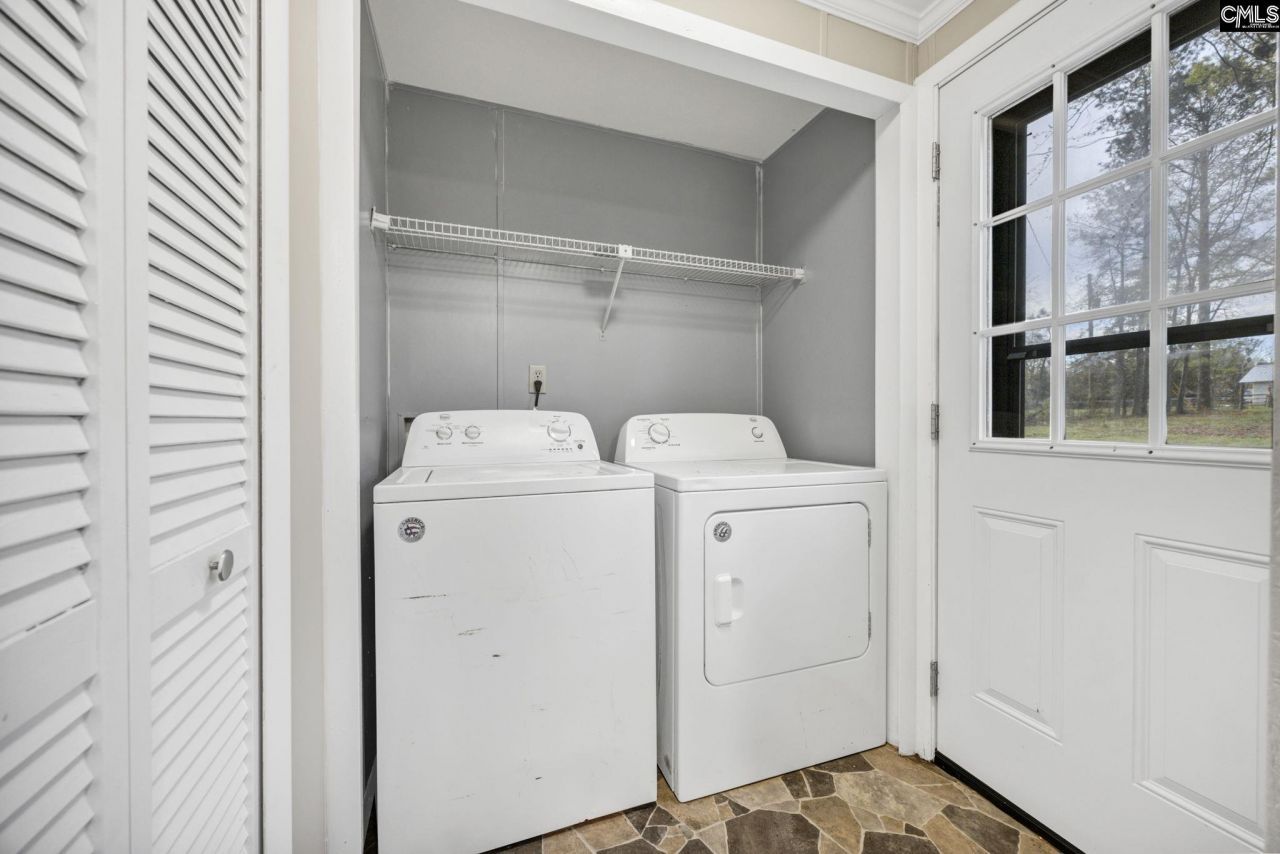 271 Westview Drive Photo 28