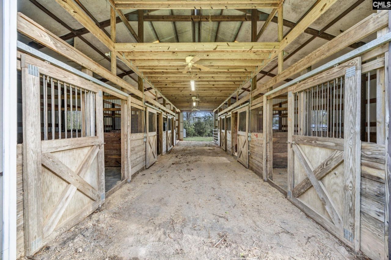 271 Westview Drive Photo 40