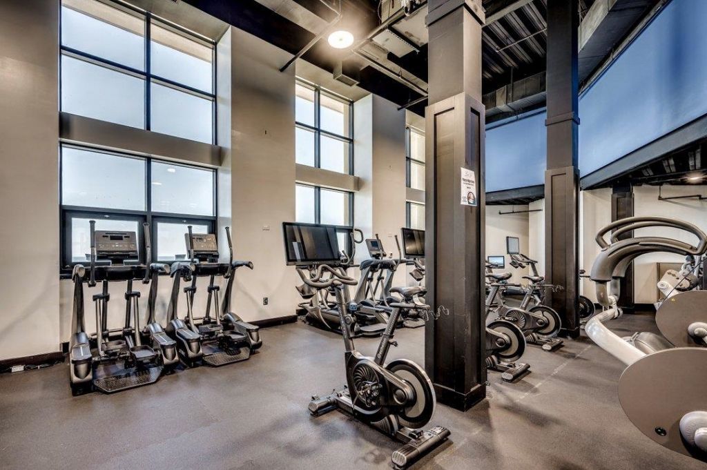 100 N Beach Blvd. Photo 45