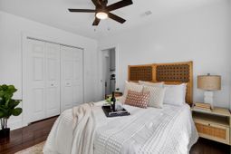 1949 Swift Avenue photo 4