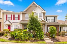 131 Hornby Circle photo 4