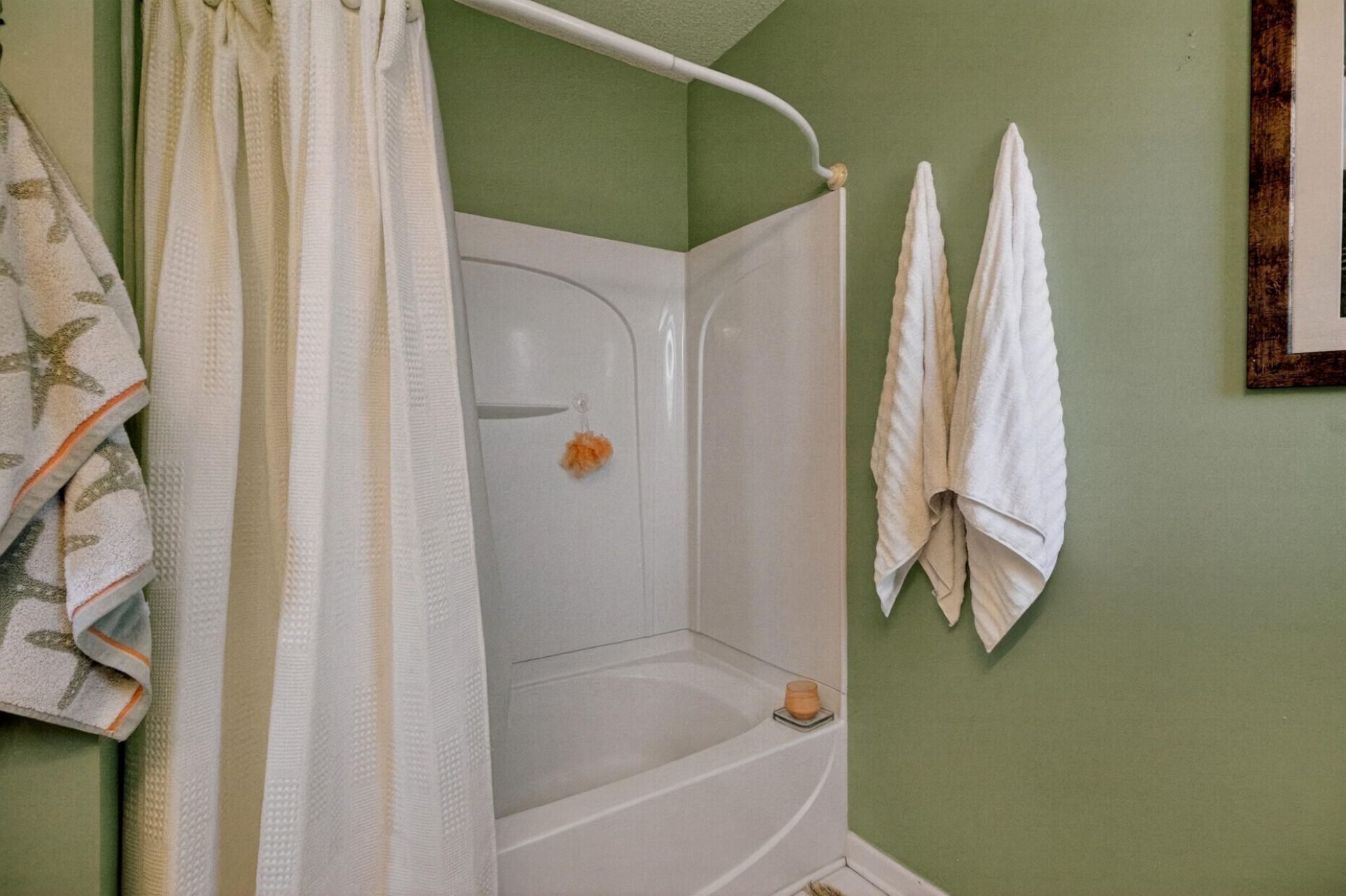 131 Hornby Circle Photo 25