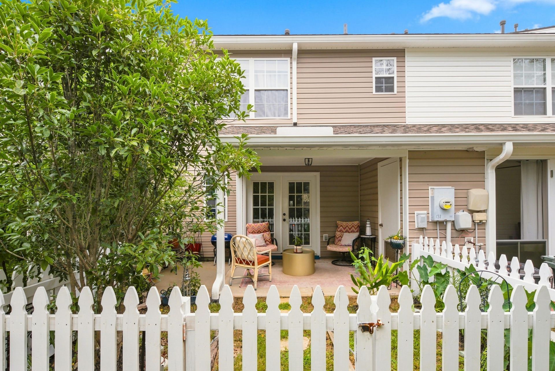 131 Hornby Circle Photo 35