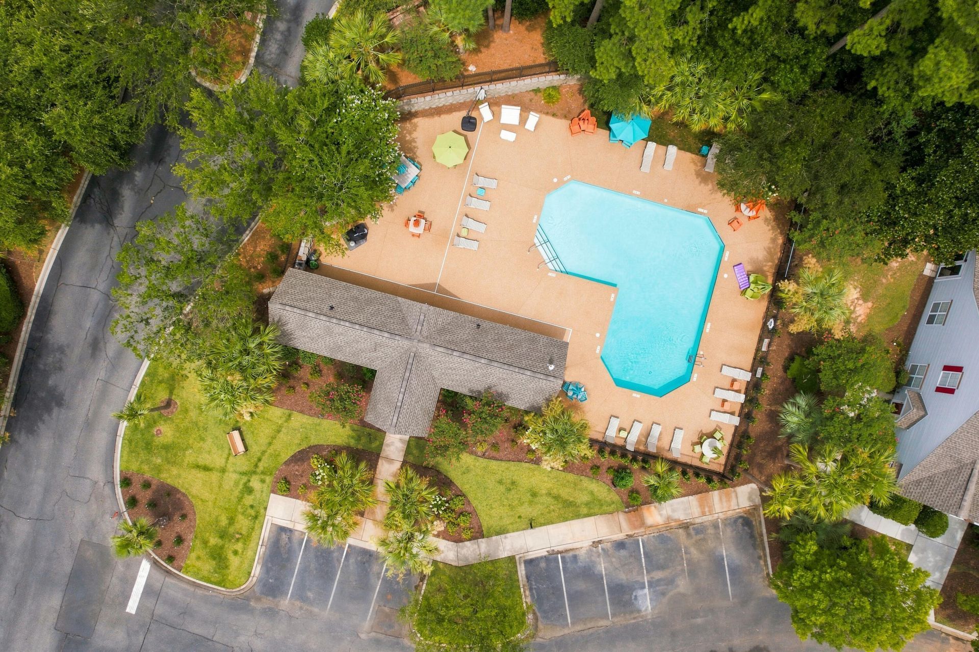 131 Hornby Circle Photo 38