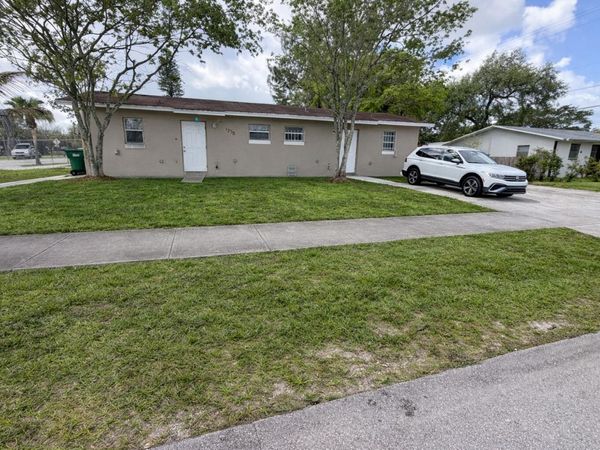1275 NW 27th Avenue, Unit 1-2, Fort Lauderdale, FL 33311