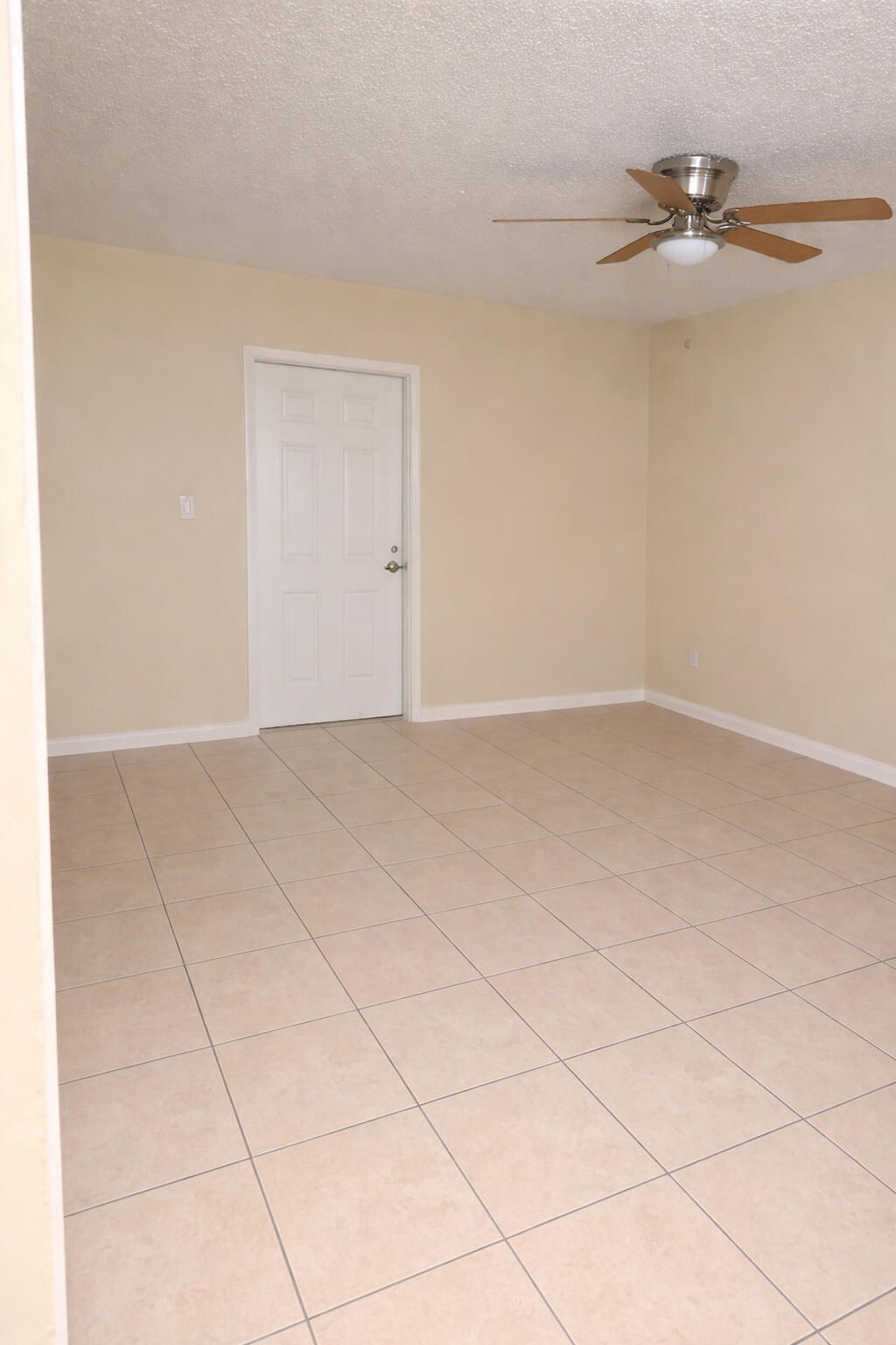 1275 NW 27th Avenue, Unit 1-2, Fort Lauderdale, FL 33311 Photo